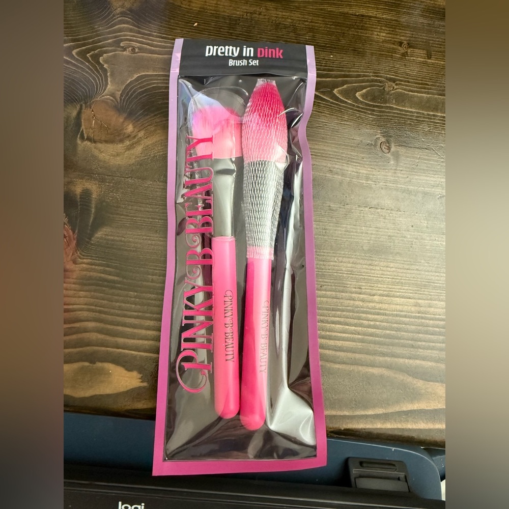 Pinky B Beauty Makeup Brush Set